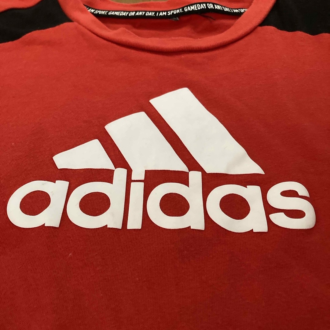 adidas(アディダス)のadidas Tシャツ 150cm位 キッズ/ベビー/マタニティのキッズ服男の子用(90cm~)(Tシャツ/カットソー)の商品写真