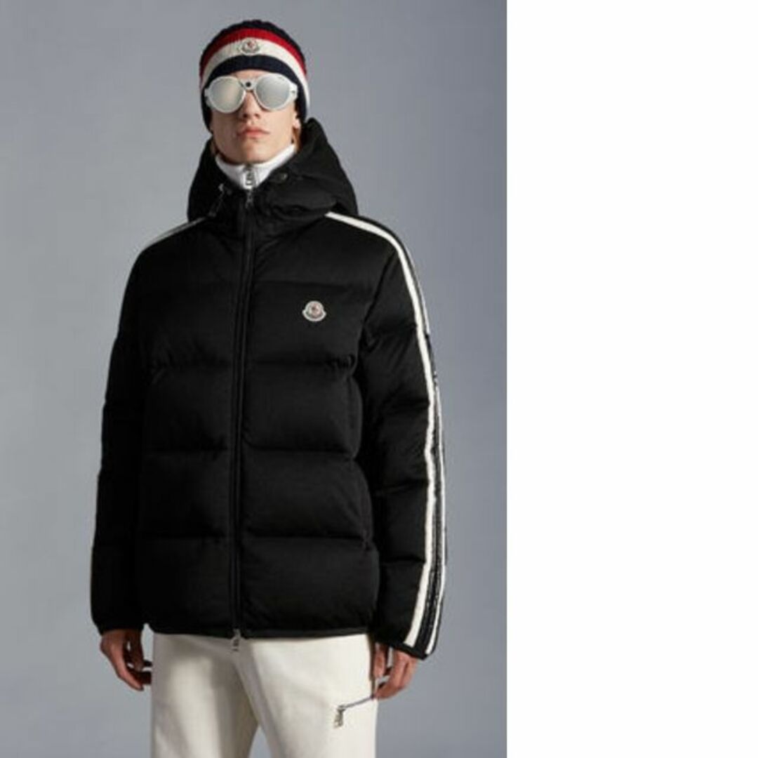 MONCLER(モンクレール)の●新品/正規品● MONCLER Sanbesan ショート ダウン メンズのジャケット/アウター(ダウンジャケット)の商品写真