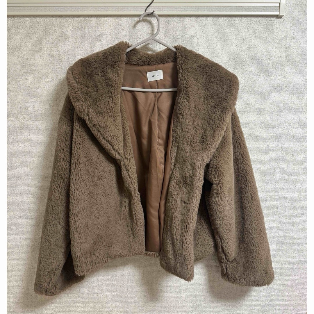 ARROW(アロー)のショートファーコート レディースのジャケット/アウター(毛皮/ファーコート)の商品写真