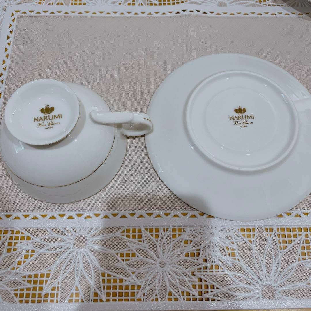 【未使用品】NARUMI  Fine china  カップ＆ソーサー　2客ペア インテリア/住まい/日用品のキッチン/食器(グラス/カップ)の商品写真