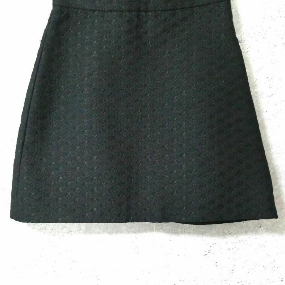 美品 MIU MIU ジャガード 総柄刺繍 膝丈 台形スカート