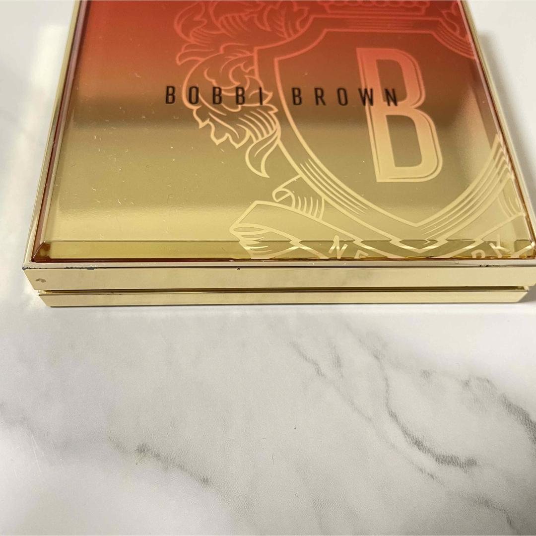 BOBBI BROWN(ボビイブラウン)のボビイブラウン リュクス アイシャドウ クォード アイシャドウパレット コスメ/美容のベースメイク/化粧品(アイシャドウ)の商品写真
