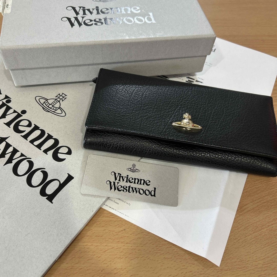 Vivienne Westwood(ヴィヴィアンウエストウッド)の新品　未使用　Vivienne Westwood ヴィヴィアン　男女兼用　長財布 レディースのファッション小物(財布)の商品写真