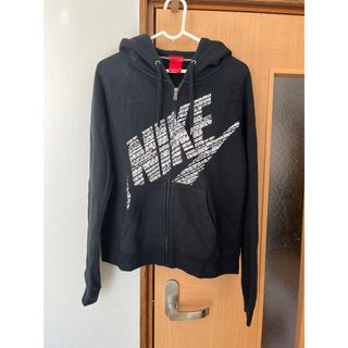 ナイキ(NIKE)のNIKEパーカー(パーカー)