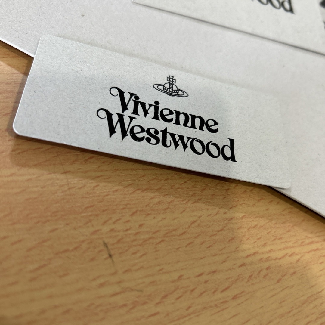 Vivienne Westwood(ヴィヴィアンウエストウッド)の新品　未使用　Vivienne Westwood ヴィヴィアン　男女兼用　財布 レディースのファッション小物(財布)の商品写真