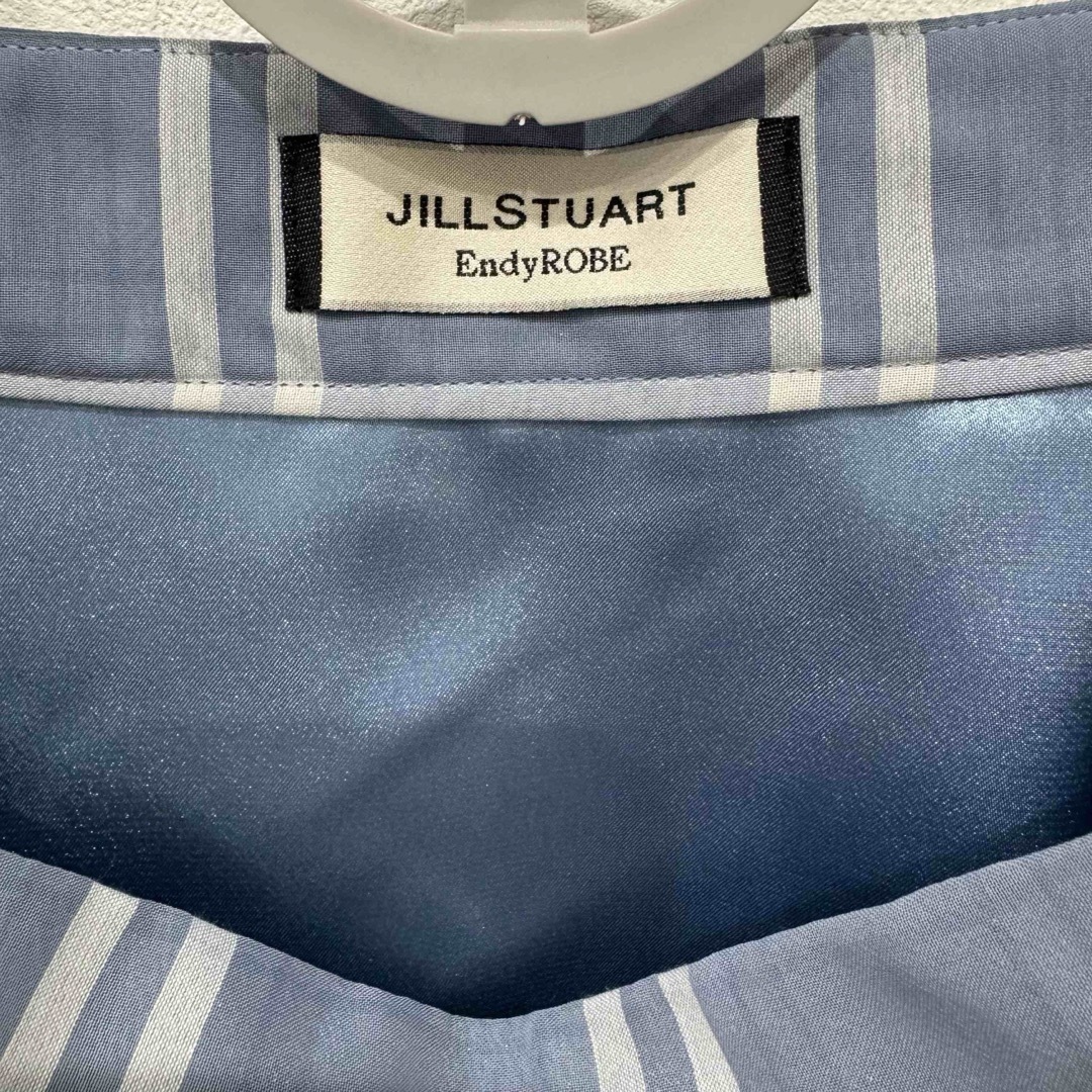JILLSTUART(ジルスチュアート)の【美品】JILLSTUART スカート　チェック　ブルー　春服 レディースのスカート(ひざ丈スカート)の商品写真