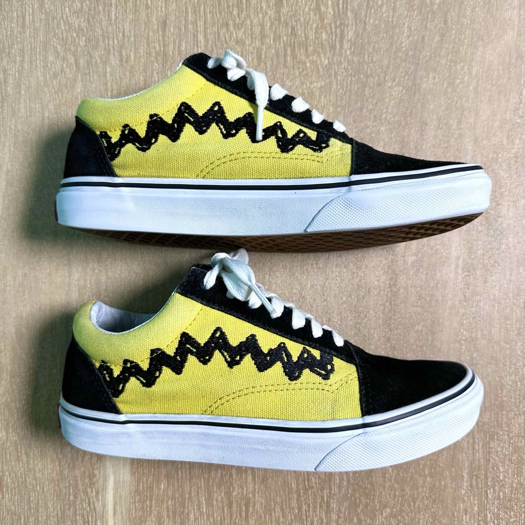 VANS(ヴァンズ)のバンズ【VANS】オールドスクール　　　　　　　　　　　　※PEANUTS レディースの靴/シューズ(スニーカー)の商品写真