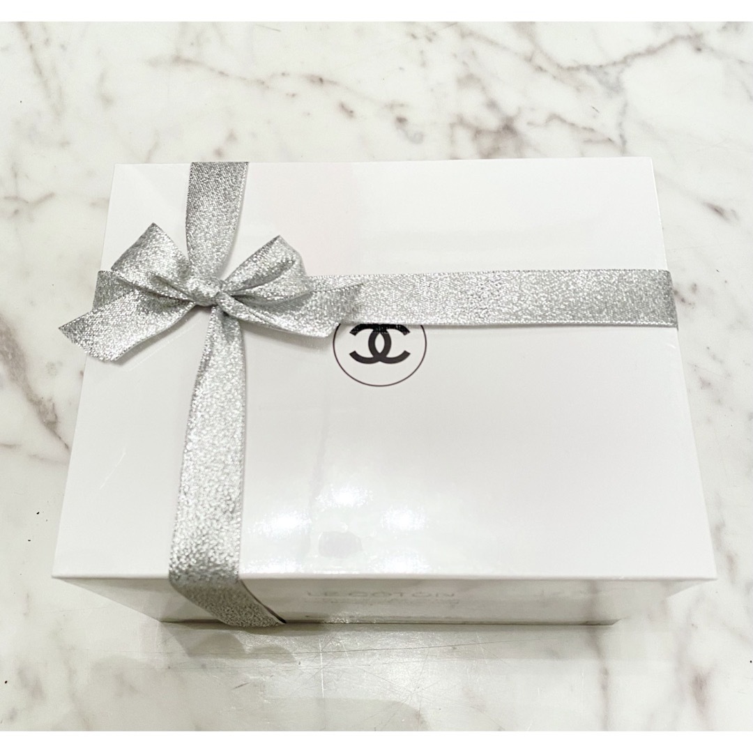 CHANEL(シャネル)のシャネル　CHANEL コットン　コスメ　デパコス コスメ/美容のメイク道具/ケアグッズ(コットン)の商品写真