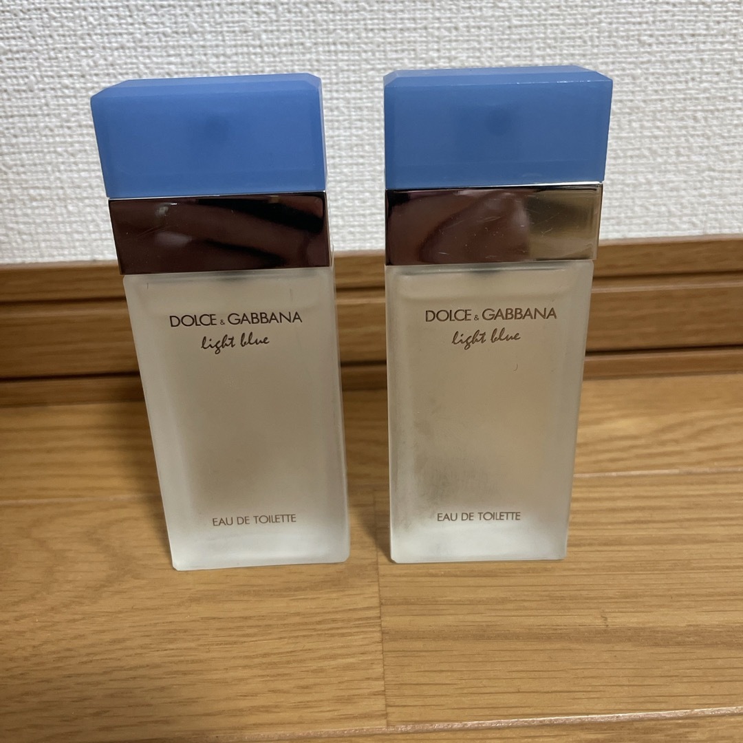 DOLCE&GABBANA(ドルチェアンドガッバーナ)のドルチェ&ガッバーナ ライトブルー 25ml（箱無し）　2本セット コスメ/美容の香水(ユニセックス)の商品写真