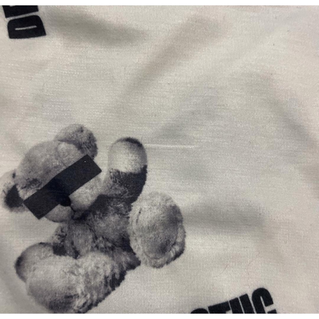 WEGO(ウィゴー)のクマ 英字 総柄 白 ロンT WEGO レディースのトップス(Tシャツ(長袖/七分))の商品写真
