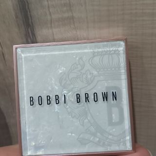 ボビイブラウン(BOBBI BROWN)のボビイブラウン　ハイライティングパウダー(フェイスカラー)