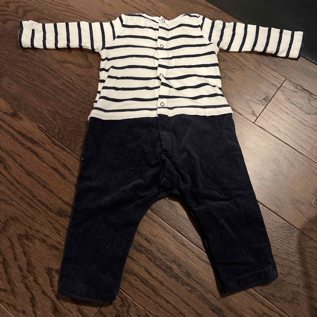 PETIT BATEAU(プチバトー)のPETIT BATERU ロンパース 67cm キッズ/ベビー/マタニティのベビー服(~85cm)(ロンパース)の商品写真