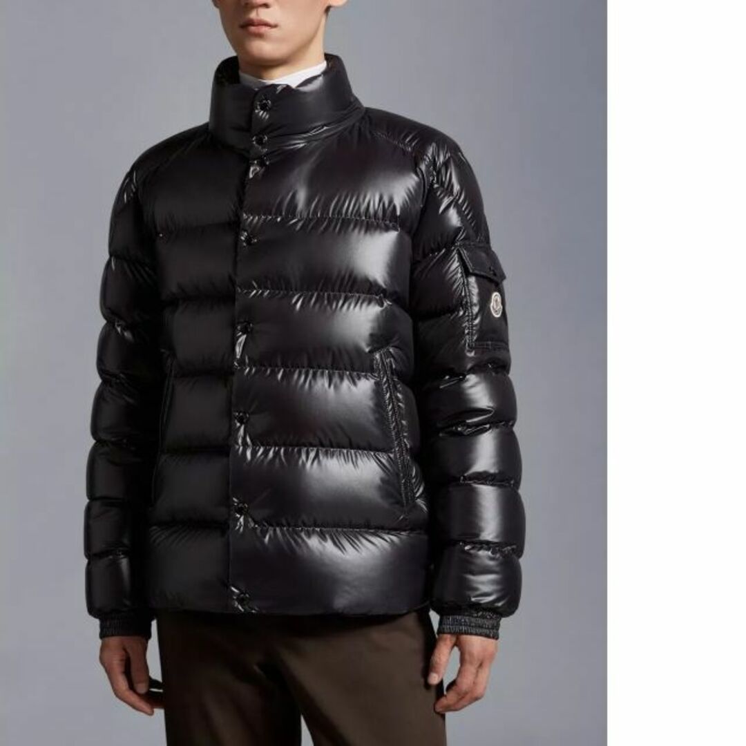 MONCLER(モンクレール)の●新品/正規品● MONCLER Lule ショート ダウン メンズのジャケット/アウター(ダウンジャケット)の商品写真