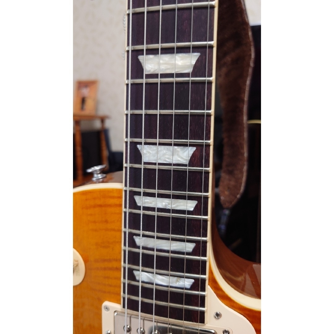 Gibson(ギブソン)の美品 Gibson レスポール 50s カスタムカラー2023年製 楽器のギター(エレキギター)の商品写真