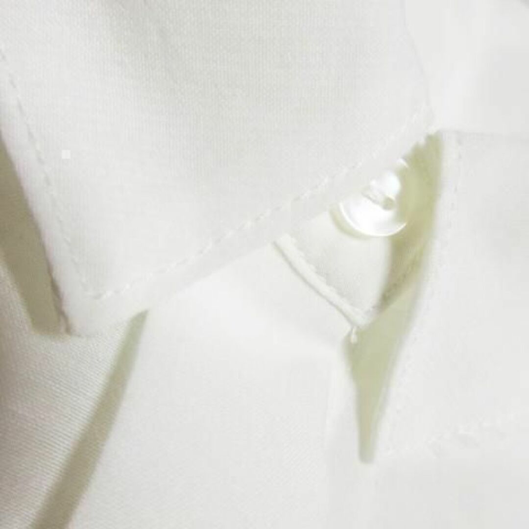 LEPSIM(レプシィム)のレプシィム 半袖シアーシャツ タック シンプル M 白 230428AO11A レディースのトップス(シャツ/ブラウス(半袖/袖なし))の商品写真