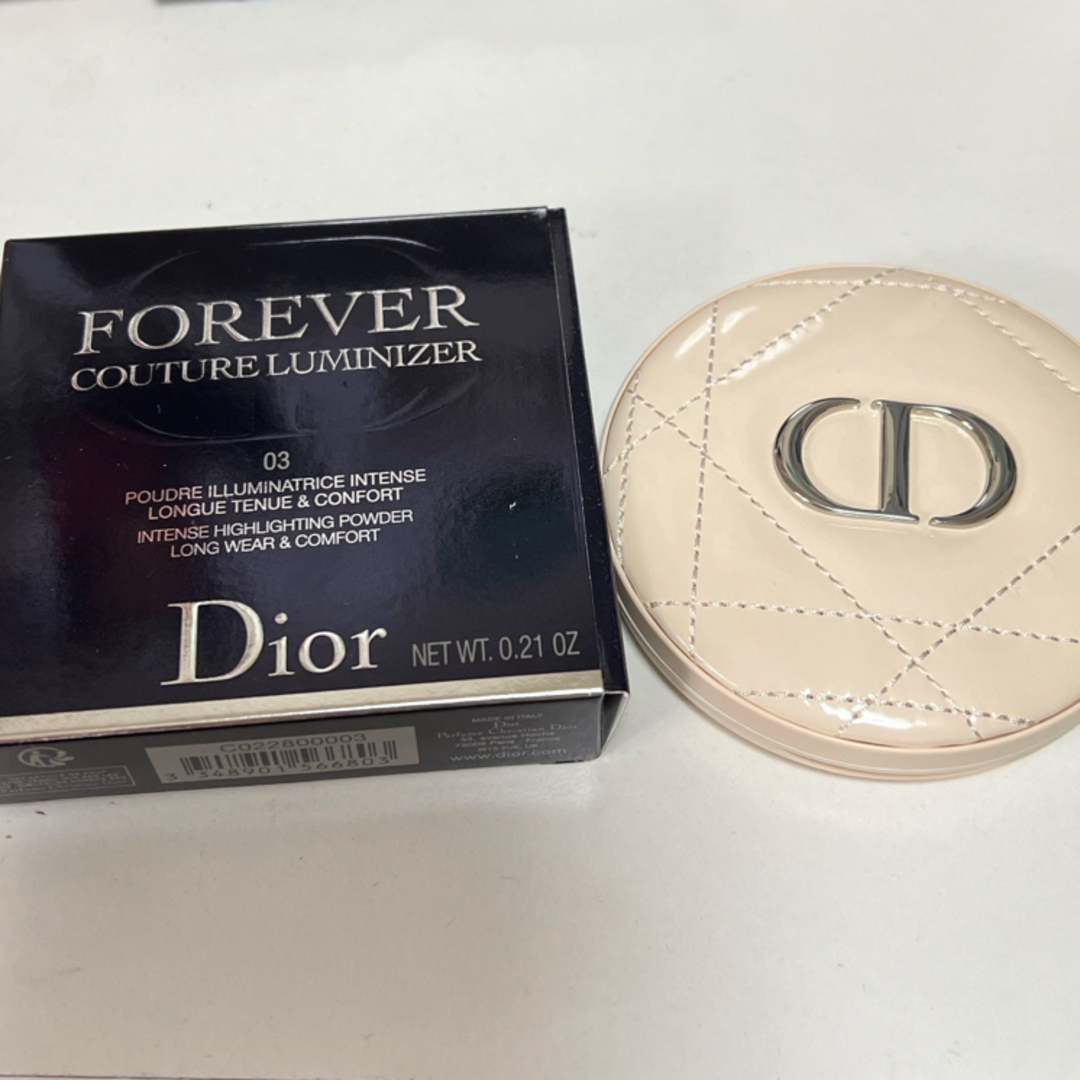Dior(ディオール)のDior ディオール フォーエヴァークチュールルミナイザー 03 ハイライト コスメ/美容のベースメイク/化粧品(フェイスパウダー)の商品写真