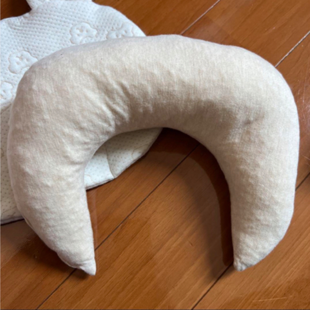 Esmeralda(エスメラルダ)のbaby pillow コペルタ ベビーまくら スキンカラー キッズ/ベビー/マタニティの寝具/家具(枕)の商品写真