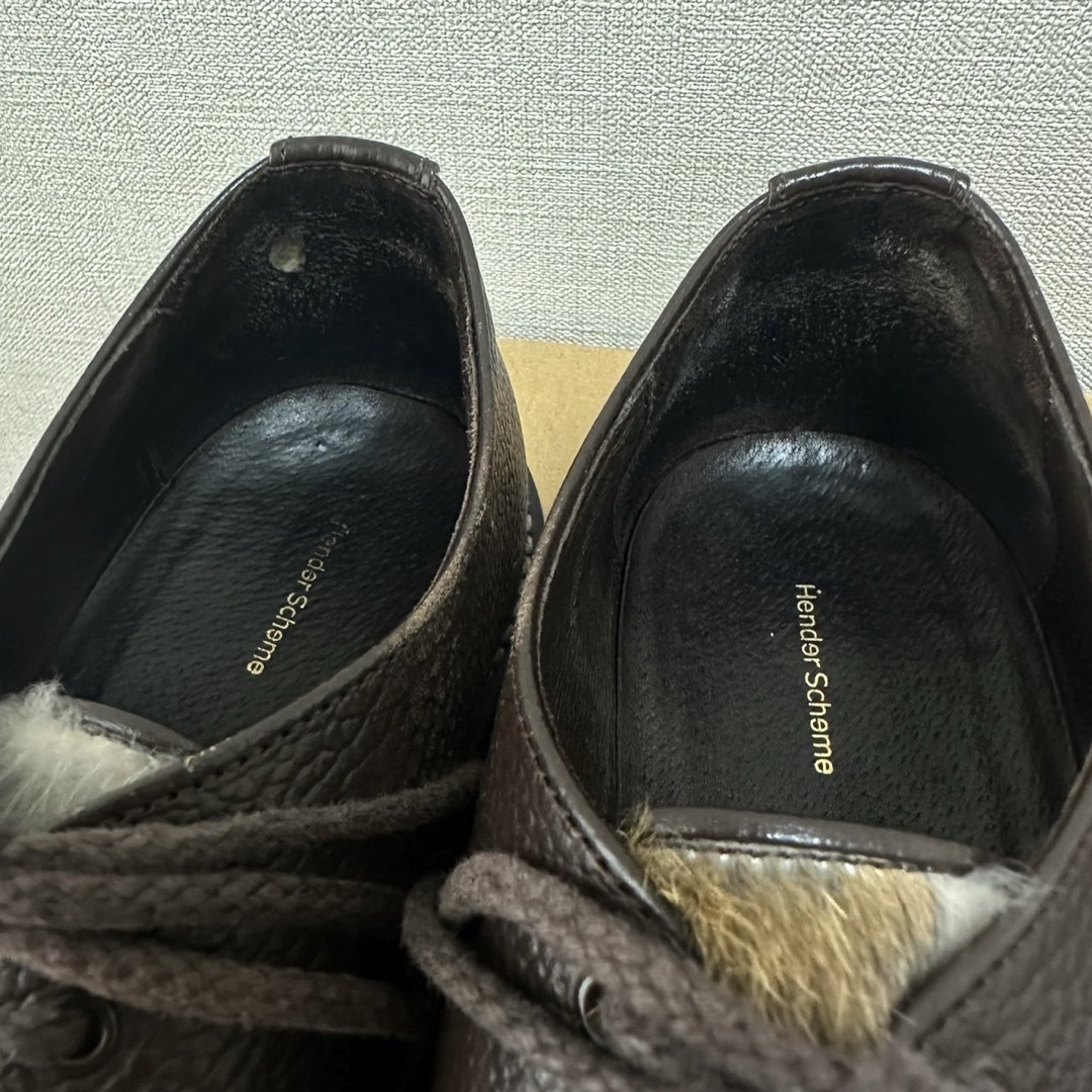 Hender Scheme(エンダースキーマ)のHender Scheme エンダースキーマ navel 革靴 ファー 4 メンズの靴/シューズ(ドレス/ビジネス)の商品写真