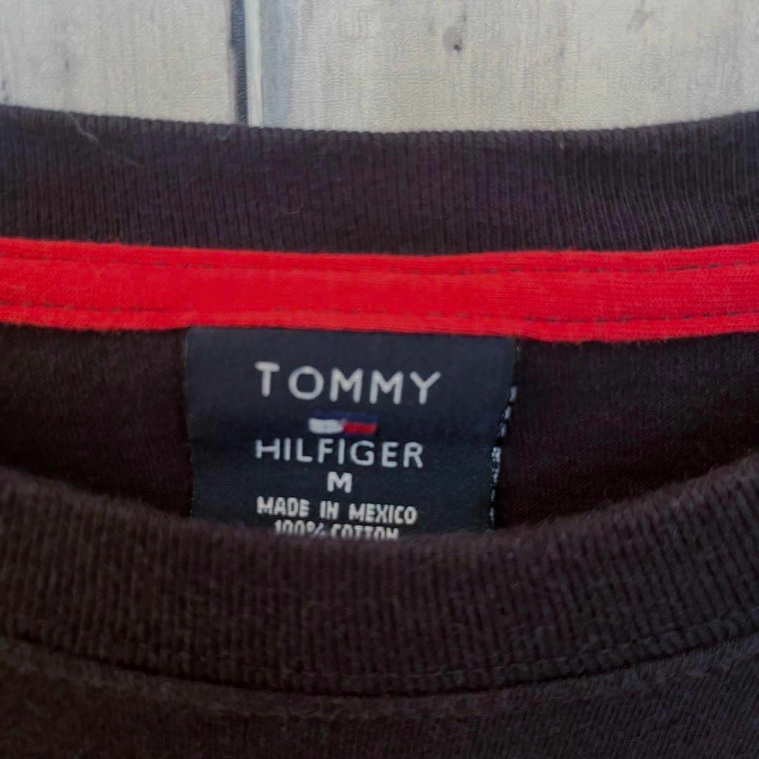 TOMMY HILFIGER(トミーヒルフィガー)のアメリカ古着 トミーヒルフィガー　長袖センター刺繍ロゴTシャツ　M黒ユニセックス その他のその他(その他)の商品写真