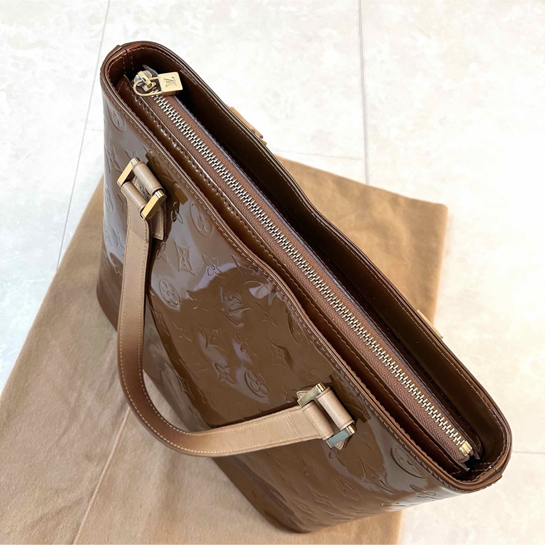 LOUIS VUITTON - 鑑定済 ルイヴィトン 美品 ヴェルニ ブロンズ LOUIS VUITTON - 鑑定済 ルイヴィトン 美品 ヴェルニ ブロンズ