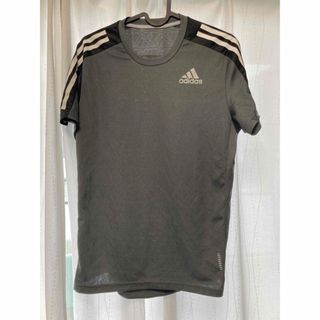 アディダス(adidas)のadidasTシャツグレー(Tシャツ/カットソー(半袖/袖なし))