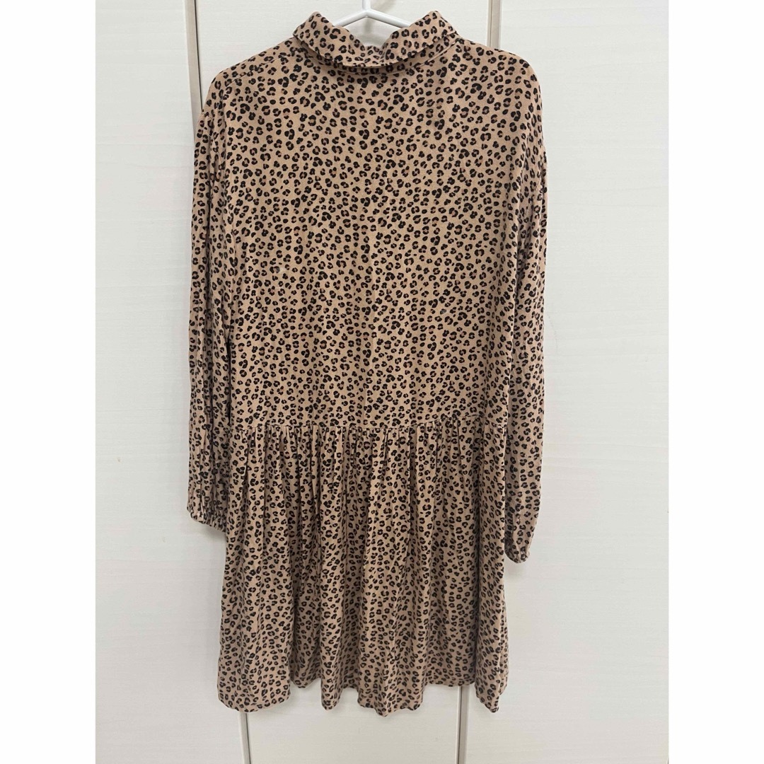 H&M(エイチアンドエム)のH&M ワンピース　120センチ　ヒョウ柄 キッズ/ベビー/マタニティのキッズ服女の子用(90cm~)(ワンピース)の商品写真