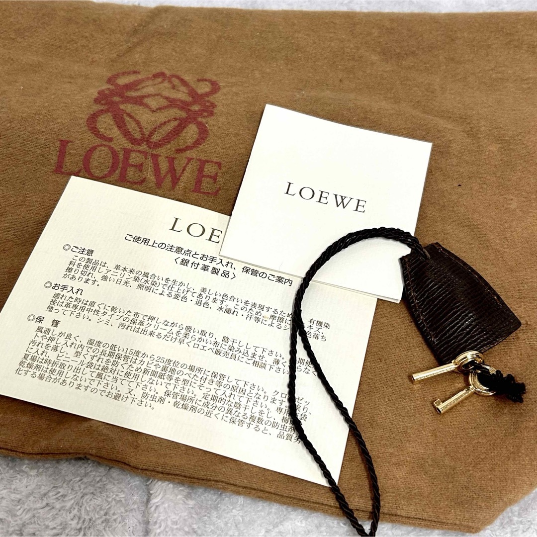 LOEWE(ロエベ)のロエベ　ビジネスバッグ　保存袋付き　クラッチバッグ レディースのバッグ(クラッチバッグ)の商品写真