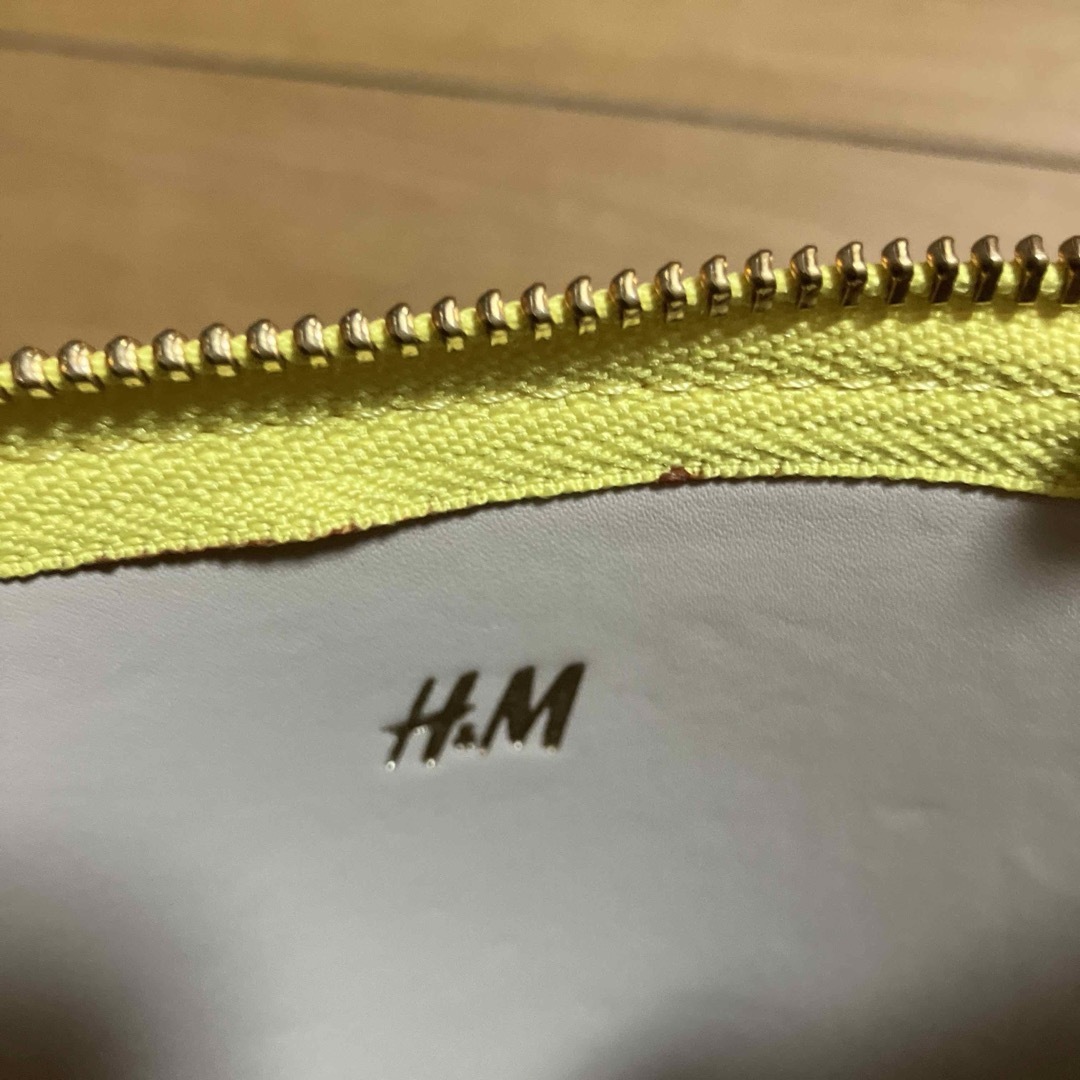 H&M(エイチアンドエム)のショルダーバック レディースのバッグ(ショルダーバッグ)の商品写真
