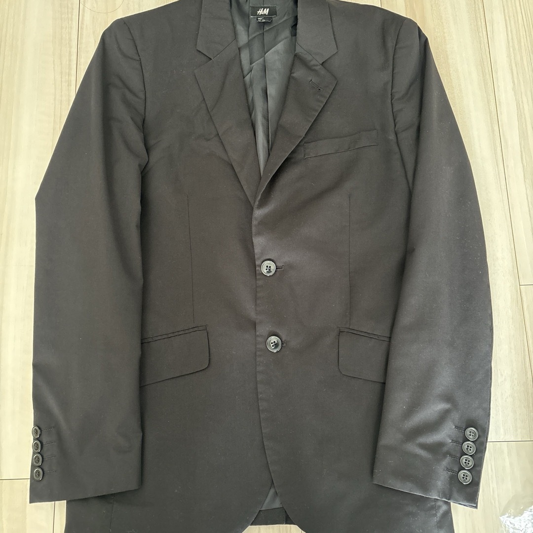 H&M(エイチアンドエム)のH&M ブラック　ジャケット メンズのジャケット/アウター(テーラードジャケット)の商品写真