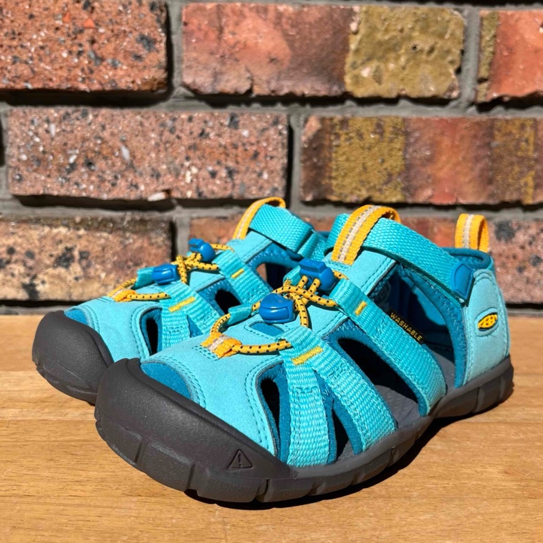 KEEN(キーン)のキーン　シーキャンプ　Ⅱ キッズサンダル　KEEN SEACAMP Ⅱ CNX キッズ/ベビー/マタニティのキッズ靴/シューズ(15cm~)(サンダル)の商品写真