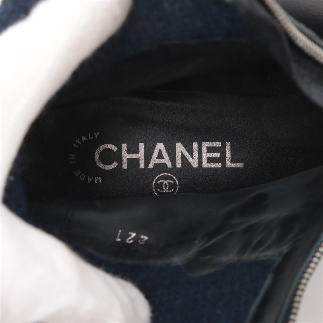 CHANEL(シャネル)のシャネル ココマーク ヌバックレザー 36 1/2 ネイビー レディース レディースの靴/シューズ(ブーツ)の商品写真