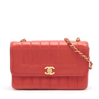 シャネル(CHANEL)のシャネル  ラムスキン  レッド レディース ショルダーバッグ(ショルダーバッグ)