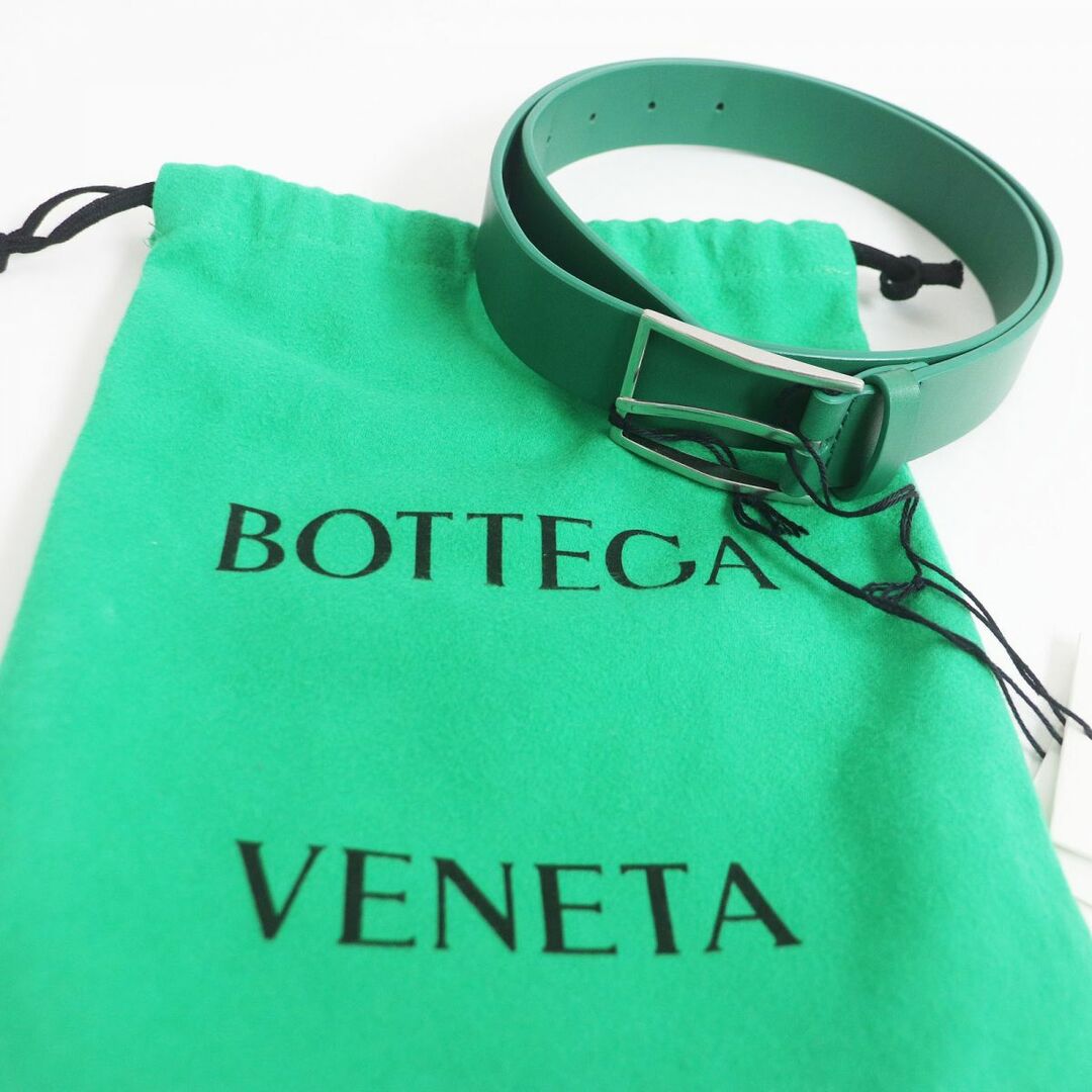 Bottega Veneta(ボッテガヴェネタ)の未使用品□BOTTEGA VENETA/ボッテガヴェネタ 649378 ロゴ入り シルバーピンバックル レザーベルト グリーン 85/34 イタリア製 保存袋付き メンズのファッション小物(ベルト)の商品写真