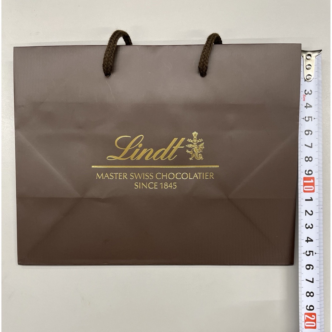 Lindt(リンツ)のリンツ袋 レディースのバッグ(ショップ袋)の商品写真