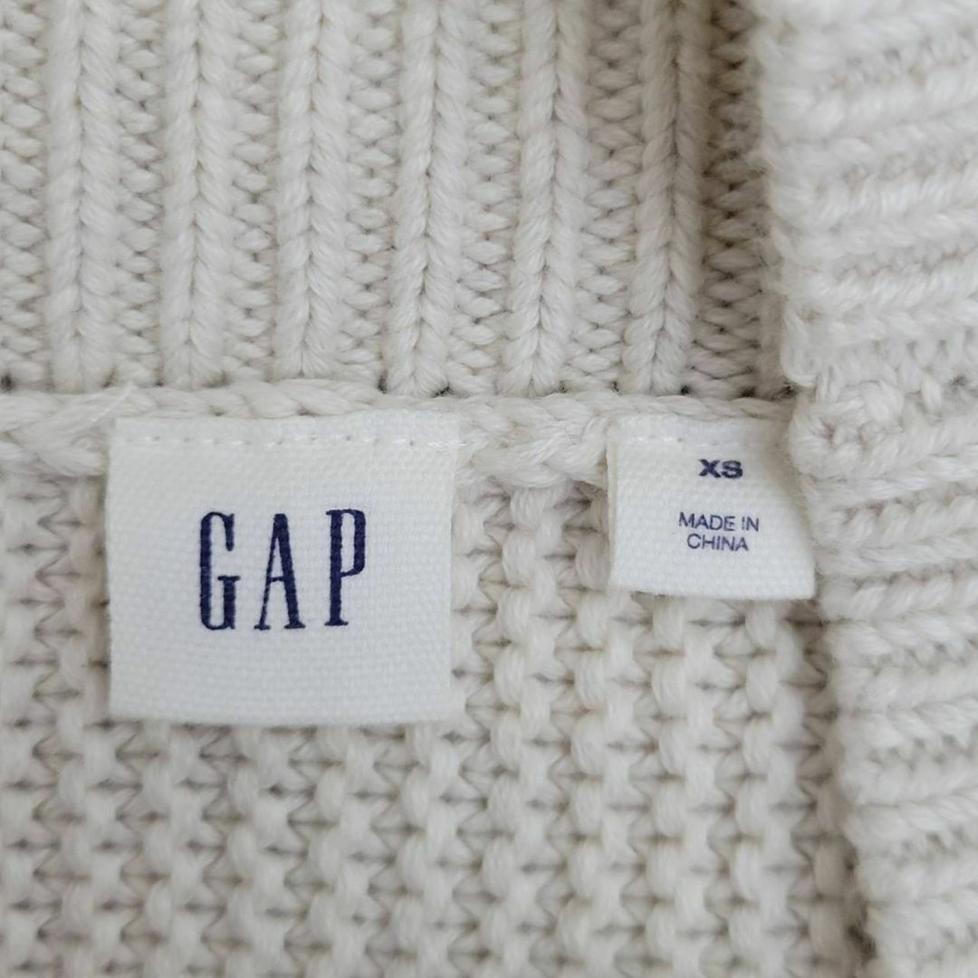 GAP(ギャップ)のギャップ GAP ノーカラー ニットカーディガン オフホワイト サイズXS 春服 レディースのトップス(カーディガン)の商品写真