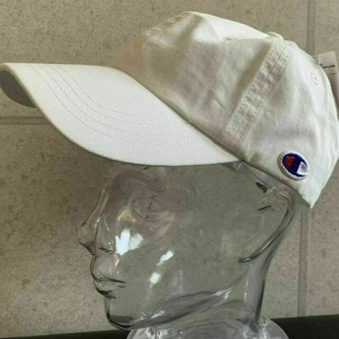 Champion(チャンピオン)の送料込 新品 帽子 チャンピオン ツイル ロー キャップ CAP 手洗い可 OW レディースの帽子(キャップ)の商品写真