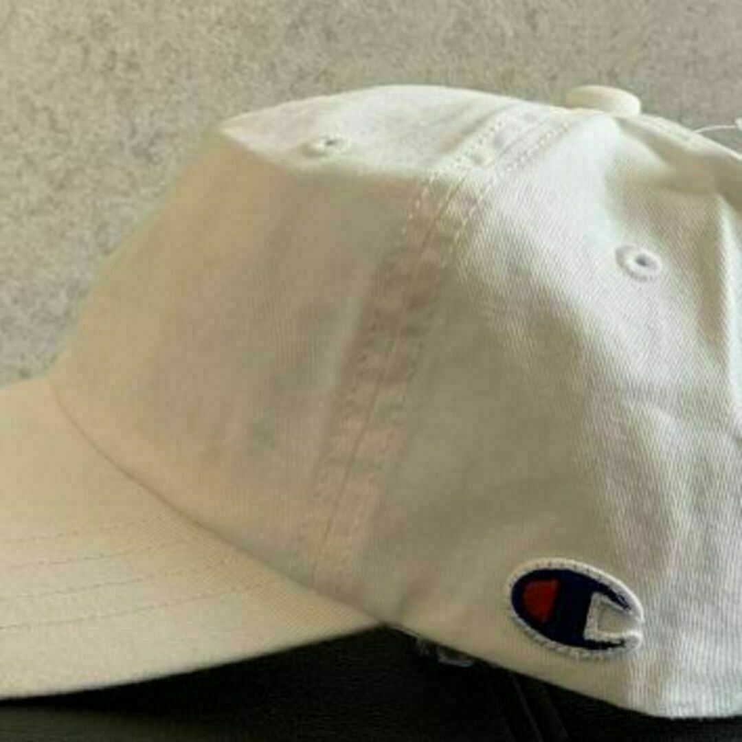 Champion(チャンピオン)の送料込 新品 帽子 チャンピオン ツイル ロー キャップ CAP 手洗い可 OW レディースの帽子(キャップ)の商品写真