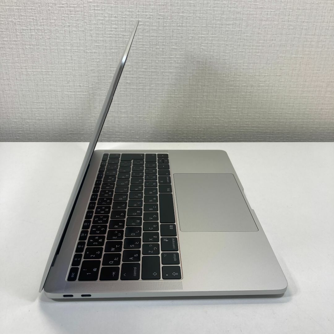 Apple(アップル)のApple MacBook Pro Core i5 ノートパソコン （R85） スマホ/家電/カメラのPC/タブレット(ノートPC)の商品写真