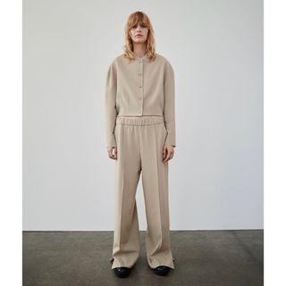 ザラ(ZARA)のZARA ZW COLLECTION ショートボンバージャケット 新品タグ付き(ブルゾン)