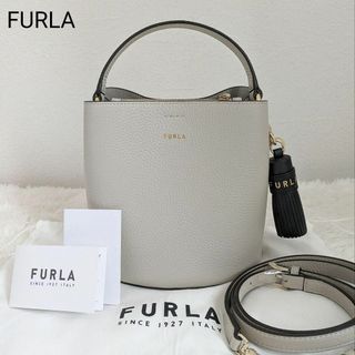 フルラ(Furla)の極美品✨フルラ ダナエ 2way ショルダーバッグ ターンロック現行アーチロゴ(ショルダーバッグ)