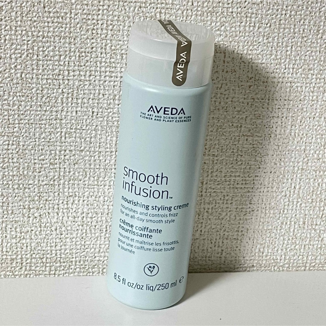 AVEDA(アヴェダ)のアヴェダ スムーズインフュージョン　スムージングスタイリングクリーム 250ml コスメ/美容のヘアケア/スタイリング(トリートメント)の商品写真