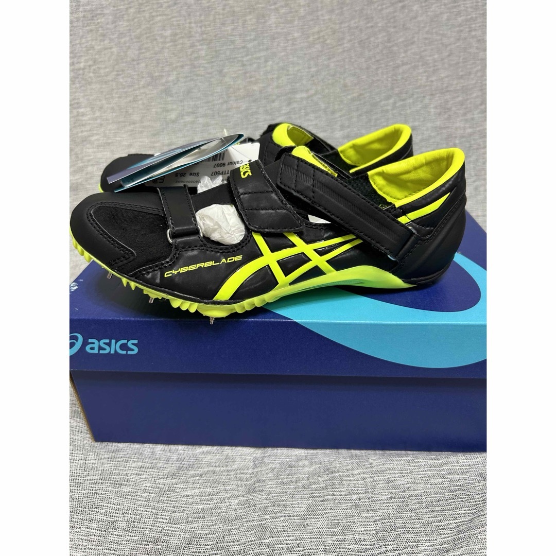 asics(アシックス)の【未使用】アシックス　陸上スパイク　サイバーブレード　HF 25.5cm スポーツ/アウトドアのスポーツ/アウトドア その他(陸上競技)の商品写真