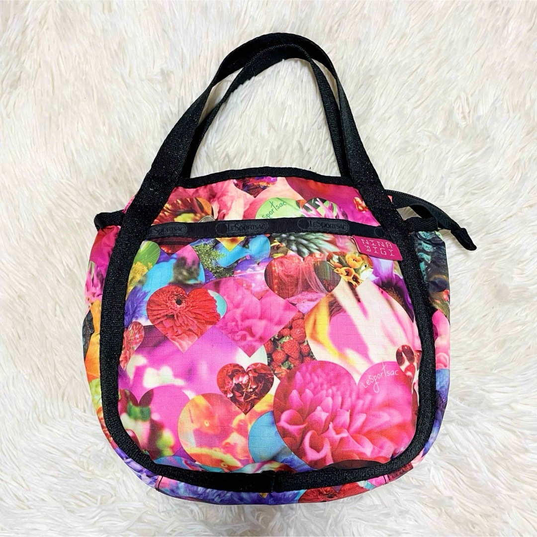 LeSportsac(レスポートサック)の希少　レスポ×蜷川実花　ニナデジ　プリント　ショルダーバッグ　スモールジェニー レディースのバッグ(ショルダーバッグ)の商品写真