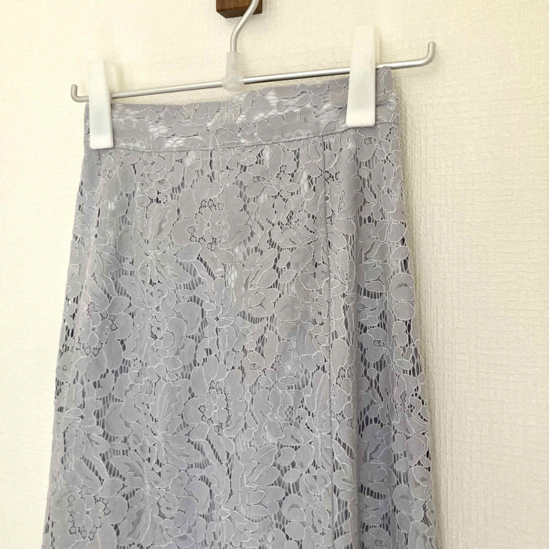 An MILLE　花柄レースフレアスカート　パープル　ロング　ウエストゴム レディースのスカート(ロングスカート)の商品写真