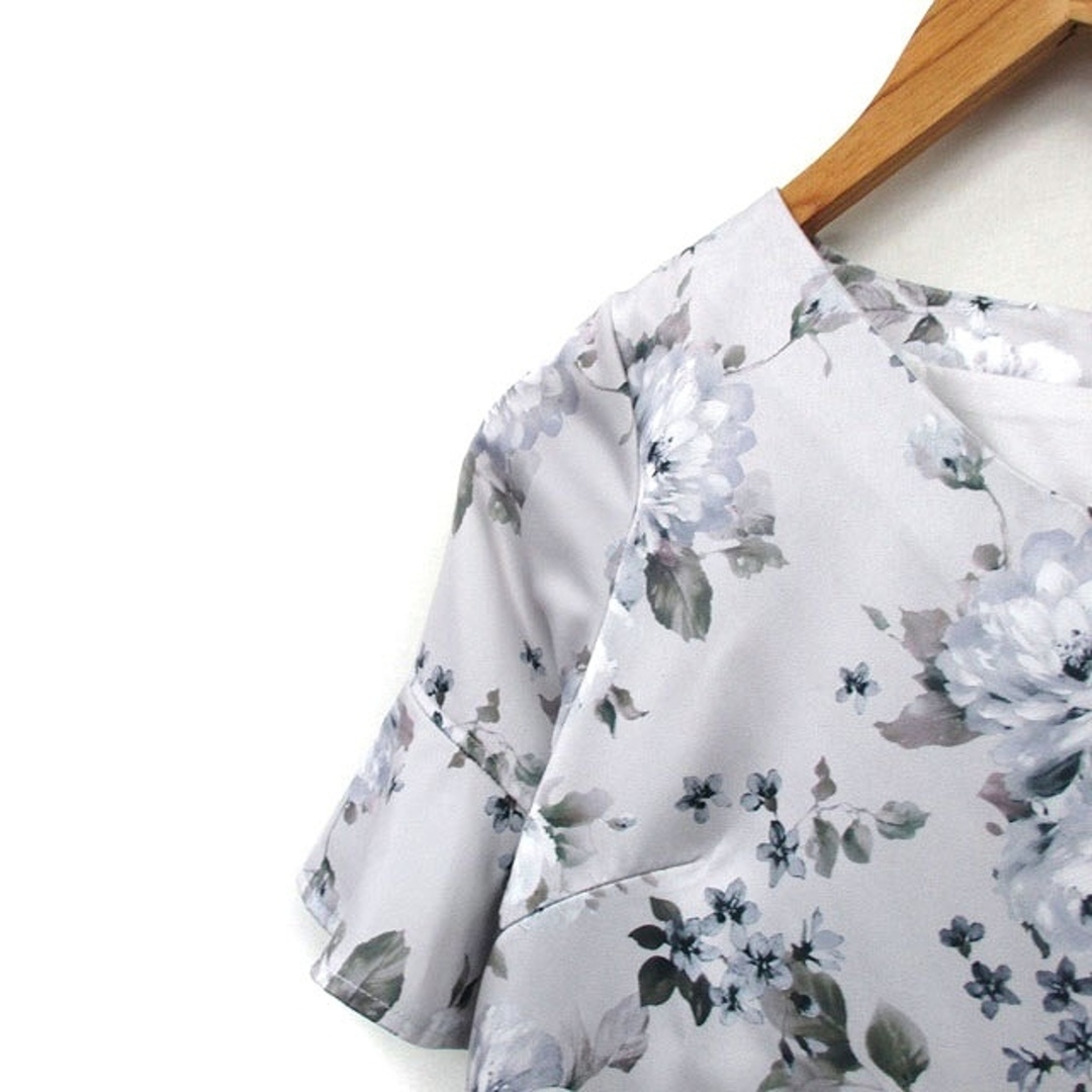 新品  ルーデルー  ワンピース Rew de Rew - ルゥデルゥ Rew de Rew ワンピース 半袖 Vネック