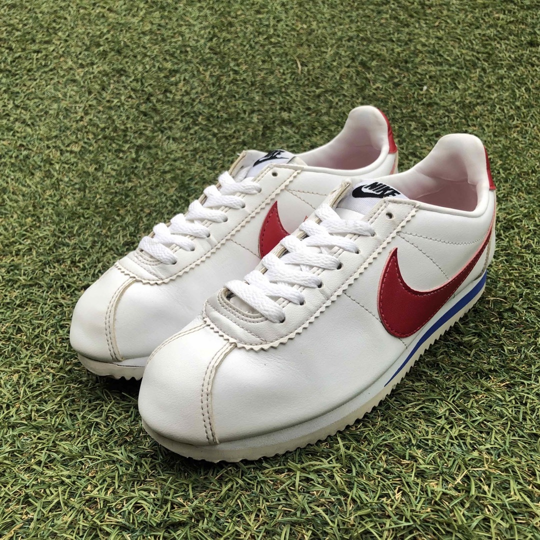 NIKE(ナイキ)の美品23.5NIKE ナイキ クラシックコルテッツ レザー HW864 レディースの靴/シューズ(スニーカー)の商品写真