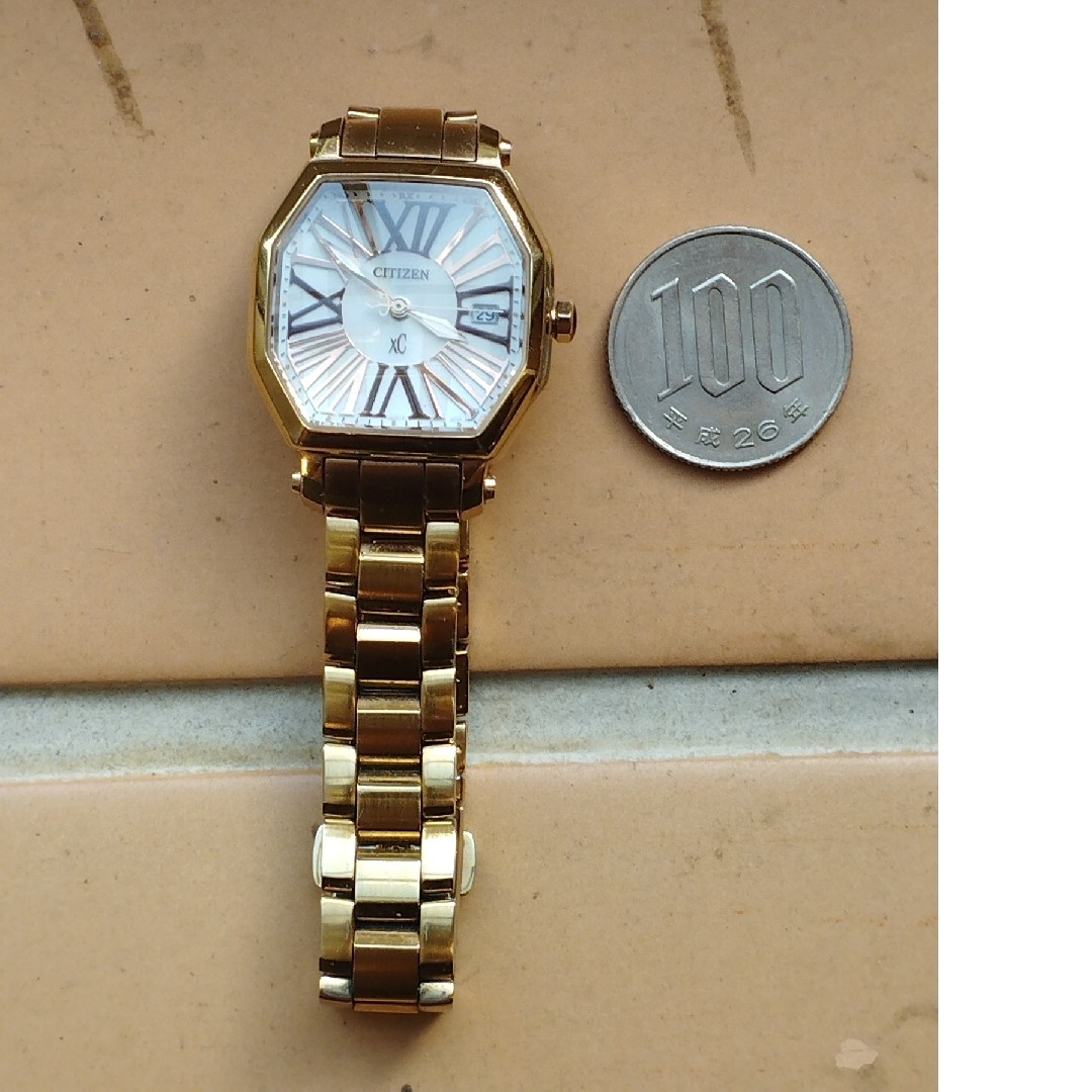 CITIZEN(シチズン)のAD39　シチズン・xC　電波・ソーラー時計　日付・耐磁 レディースのファッション小物(腕時計)の商品写真