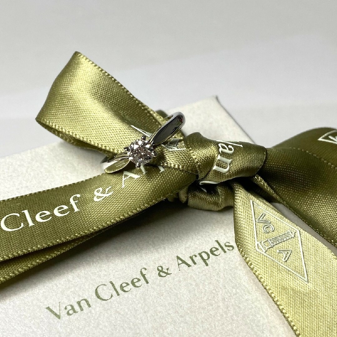 Van Cleef & Arpels(ヴァンクリーフアンドアーペル)のヴァンクリーフ&アーペル ボヌール リング ダイヤ  0.33ct 6号 レディースのアクセサリー(リング(指輪))の商品写真