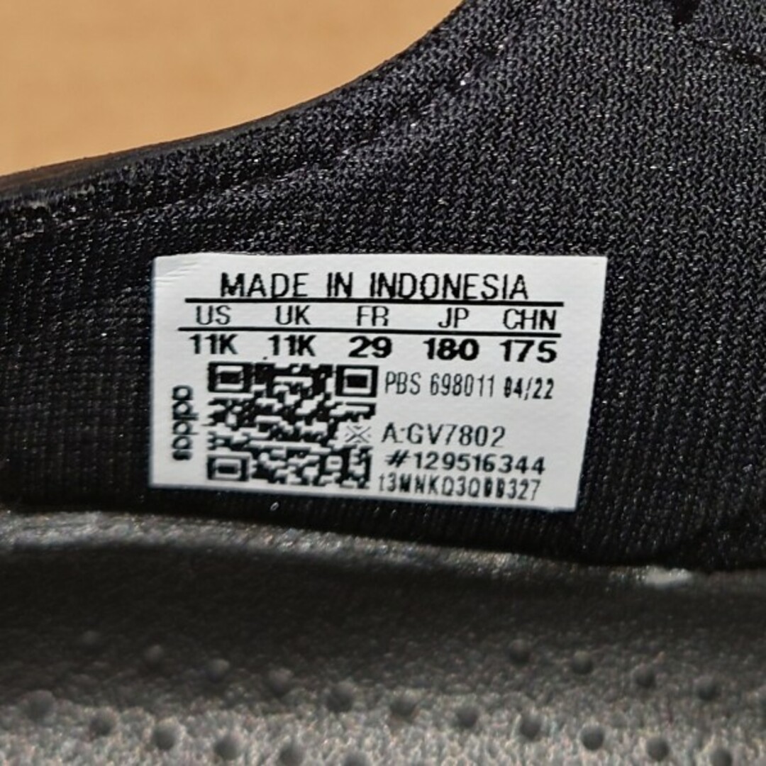 adidas(アディダス)のアディダス  アルタスイム サンダル   キッズ  ブラック   18cm キッズ/ベビー/マタニティのキッズ靴/シューズ(15cm~)(サンダル)の商品写真