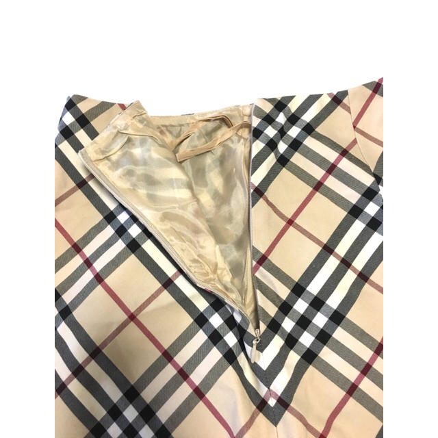 BURBERRY(バーバリー)のバーバリー/スカート レディースのスカート(ミニスカート)の商品写真